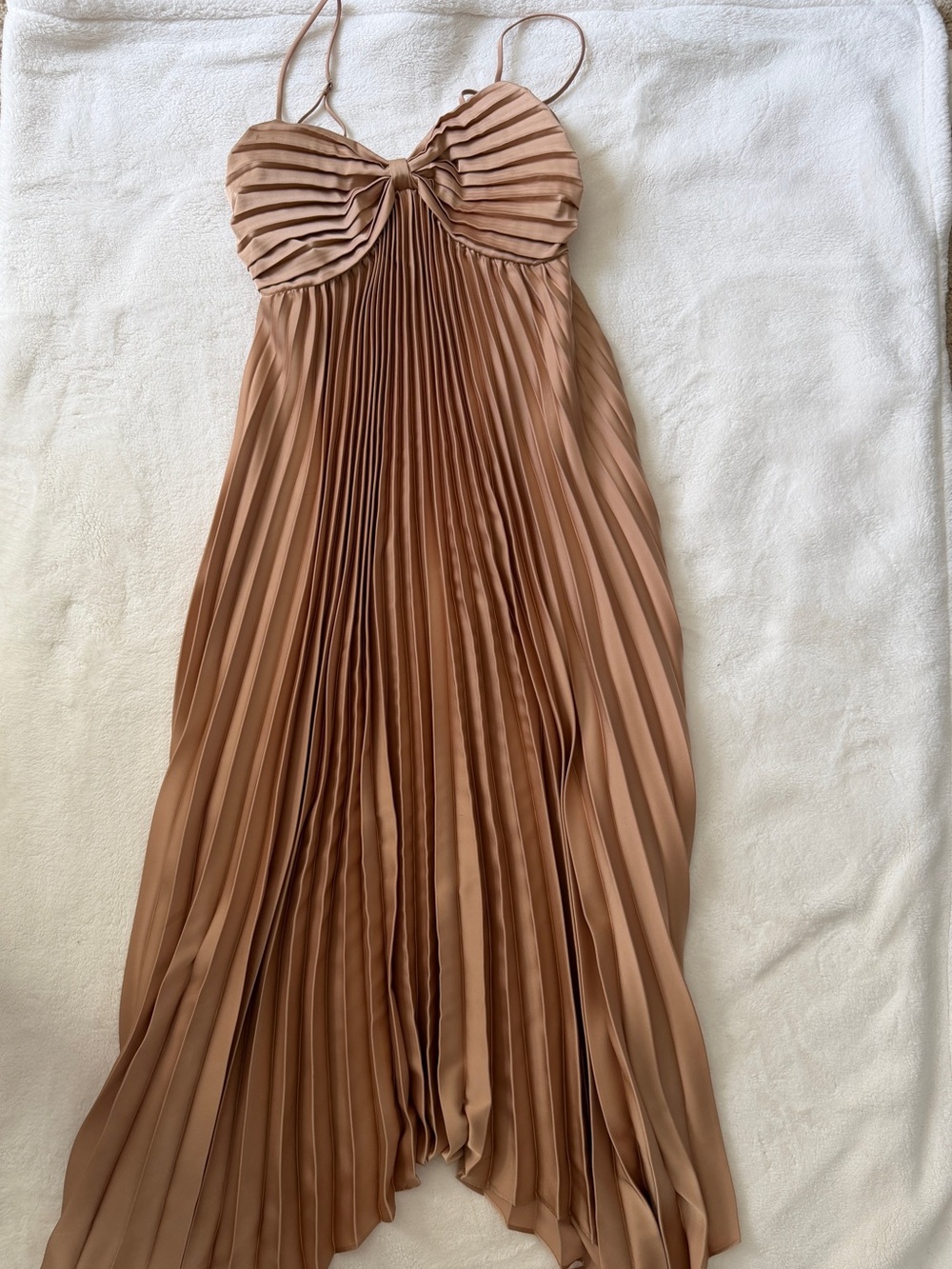 Petal & Pup Vikki Gold Pleated Midi Dress Size 2